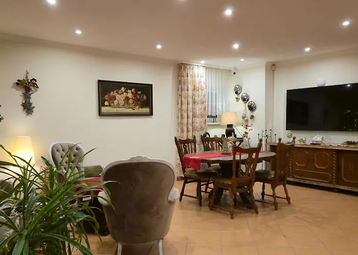 Couette-café Joka 3*